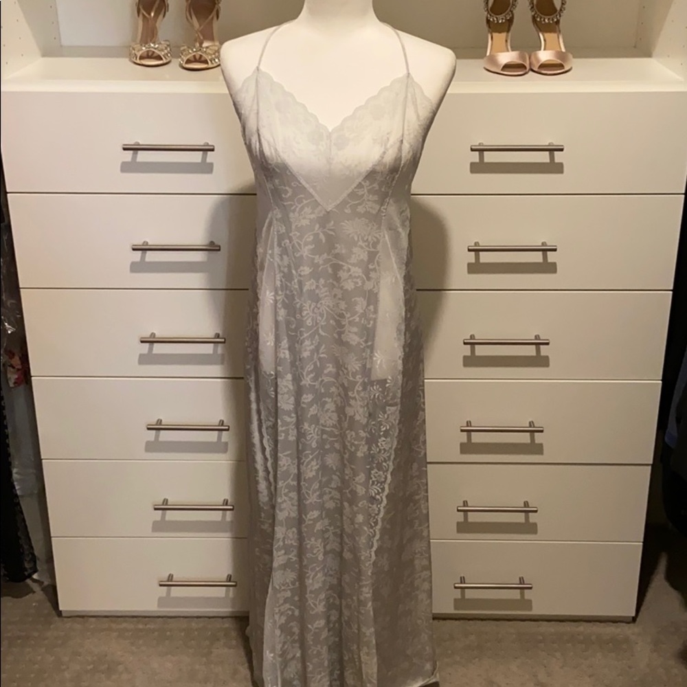 Vintage Jolie Two Nightgown and Robe Set
